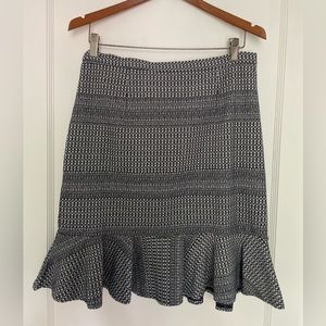 Banana Republic Size 8 petite skirt